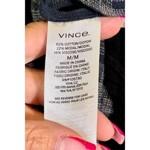 Vince Navy & White Plaid V-Neck Long Sleeve Side Snap Wrap Blouse Women's Medium - Picture 7 of 11